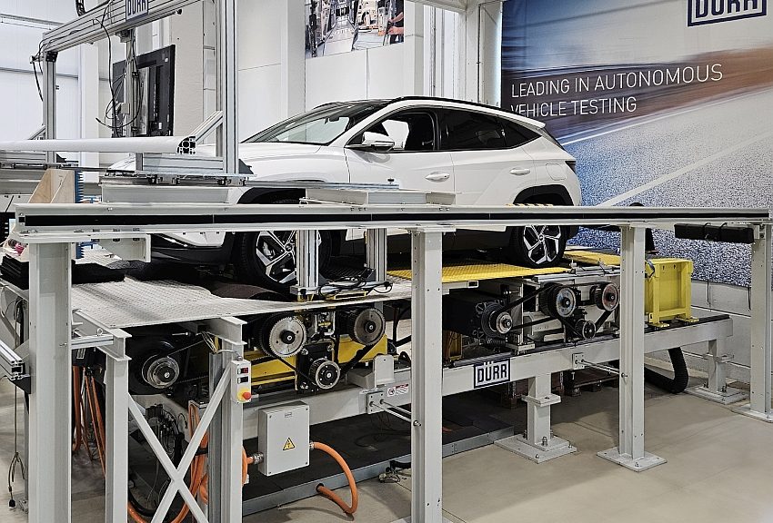 Test bench for driver assistance systems from Dürr and Rohde & Schwarz